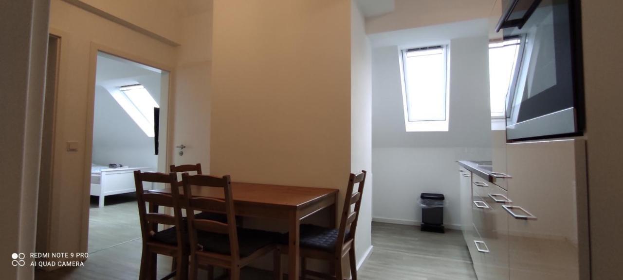 Apartments Оверат Екстериор снимка